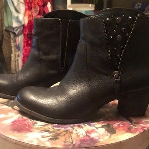 Nine West boots